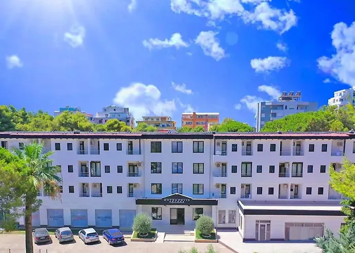Metropolis Palace