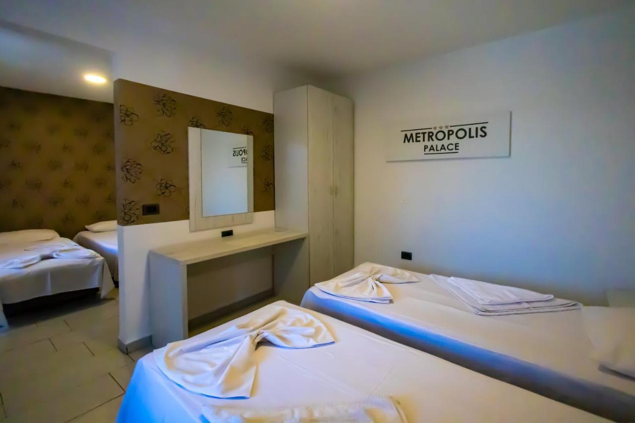Metropolis Palace 3* Durres
